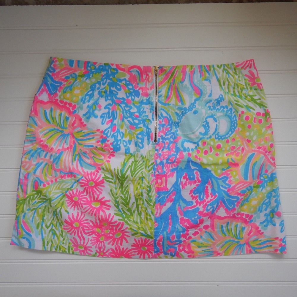 Lilly Pulitzer Colorful Floral Skort - Picture 5 of 12